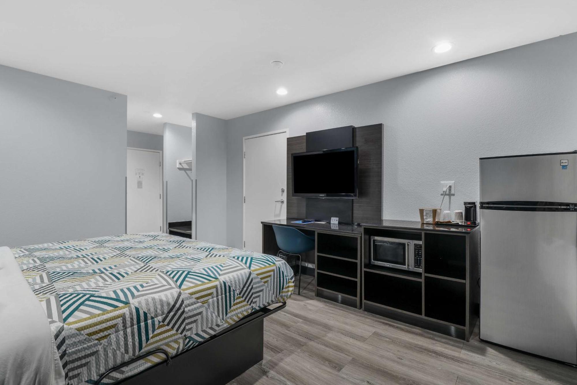 Studio 6 Suites Perris, Ca Экстерьер фото