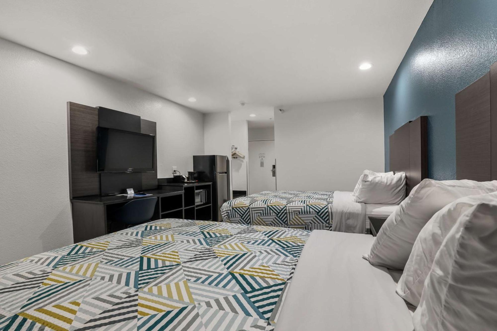 Studio 6 Suites Perris, Ca Экстерьер фото