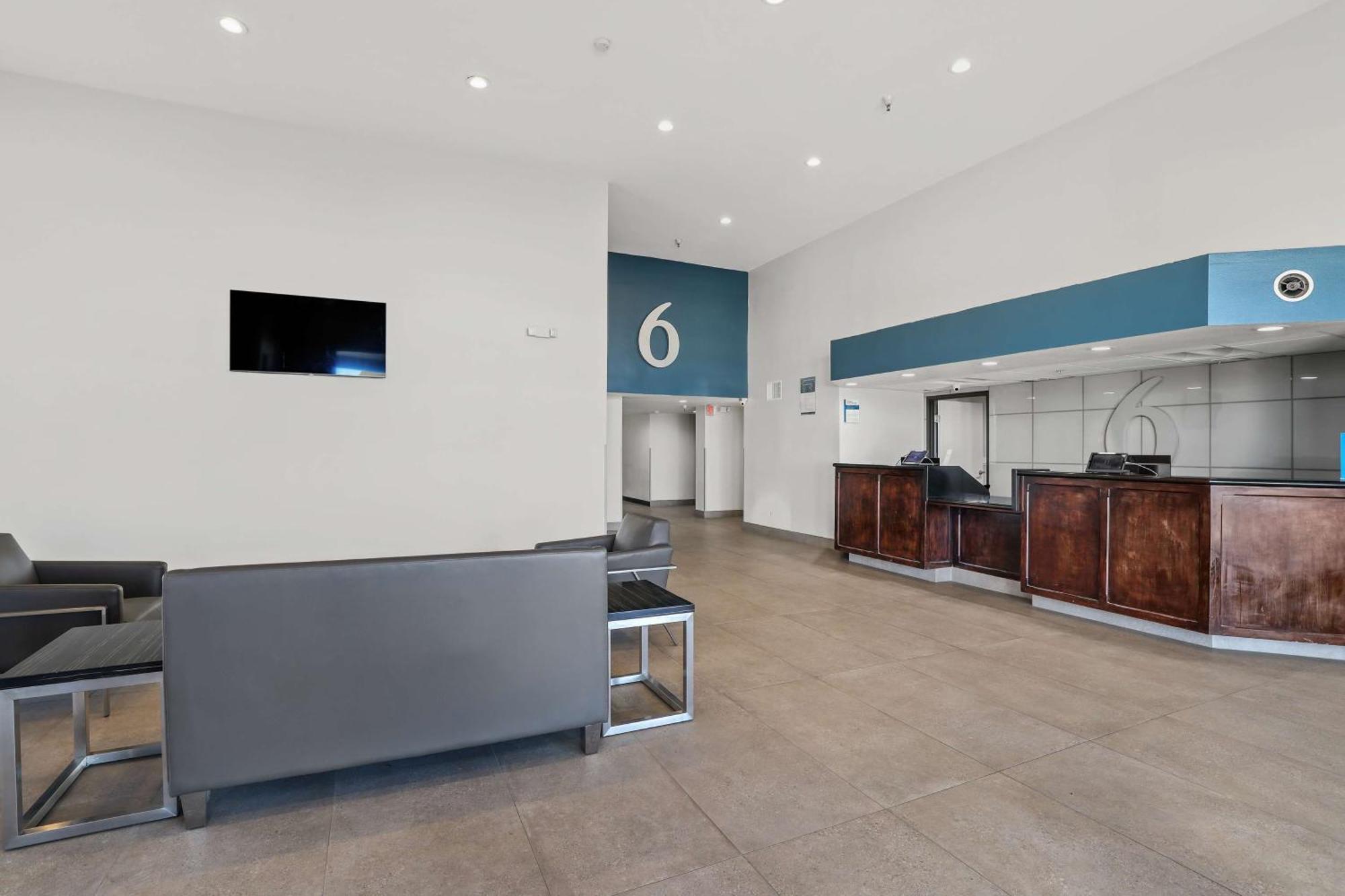 Studio 6 Suites Perris, Ca Экстерьер фото