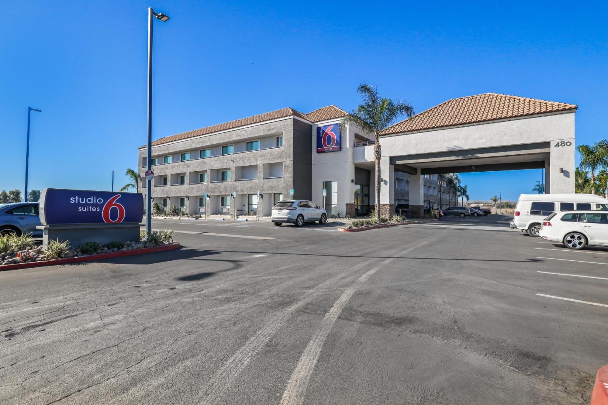 Studio 6 Suites Perris, Ca Экстерьер фото