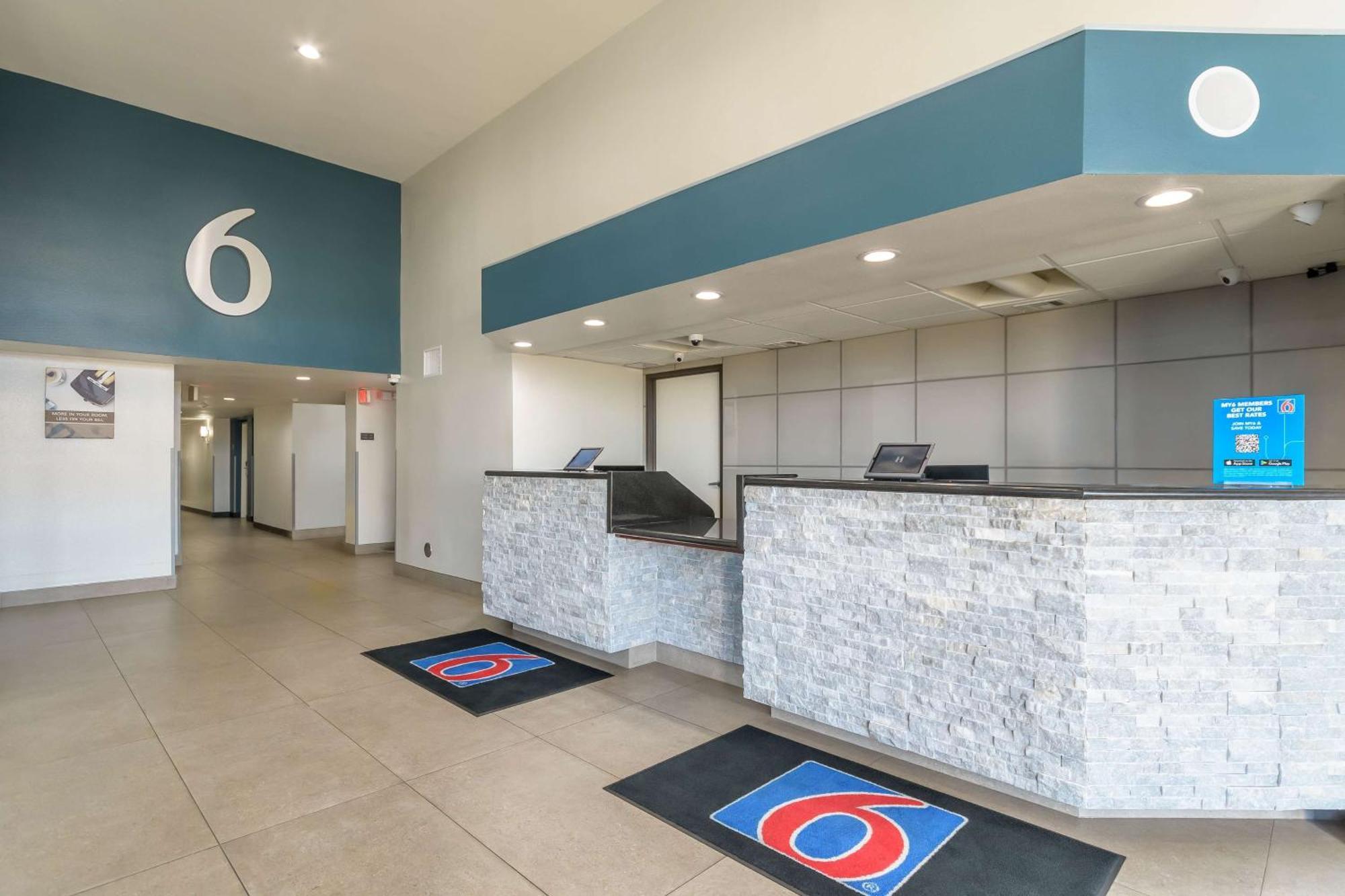 Studio 6 Suites Perris, Ca Экстерьер фото