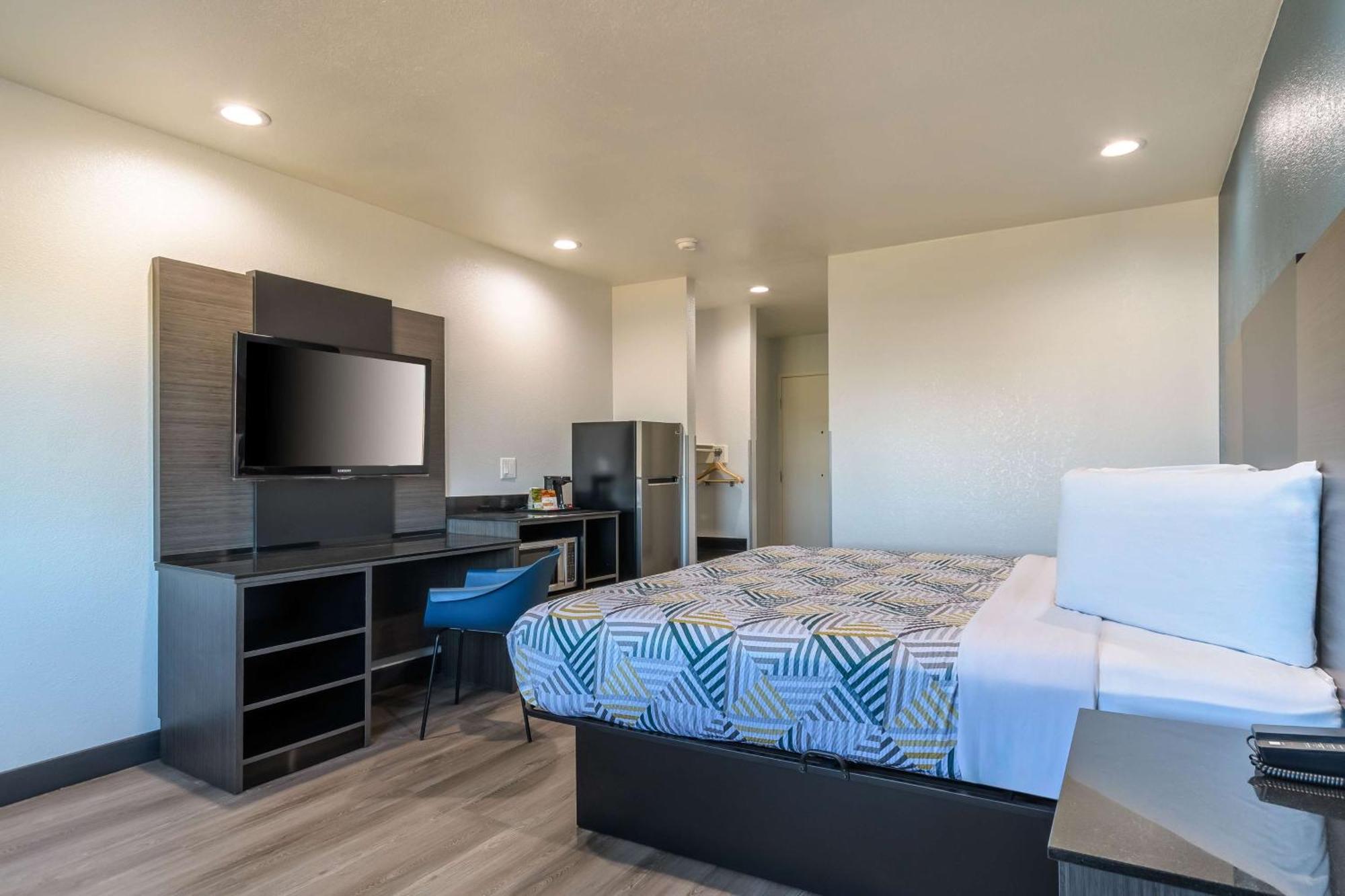 Studio 6 Suites Perris, Ca Экстерьер фото