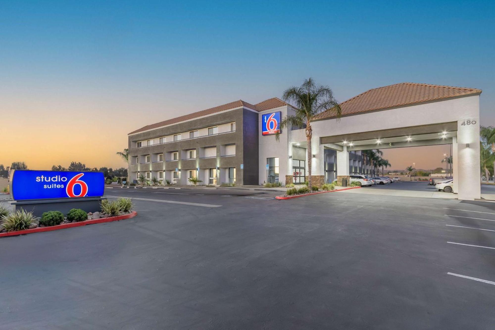 Studio 6 Suites Perris, Ca Экстерьер фото